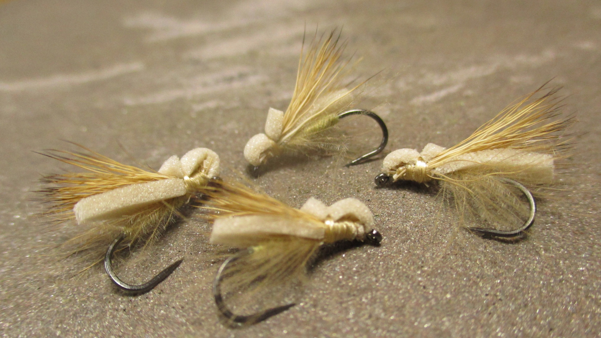 Tying a CDC Balloon Caddis